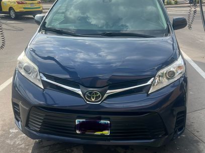 Used 2019 Toyota Sienna LE