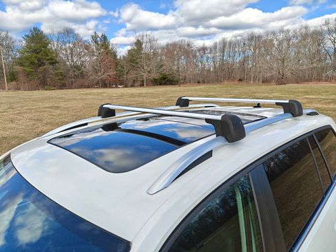 Used 2023 Volkswagen Atlas SEL image 8