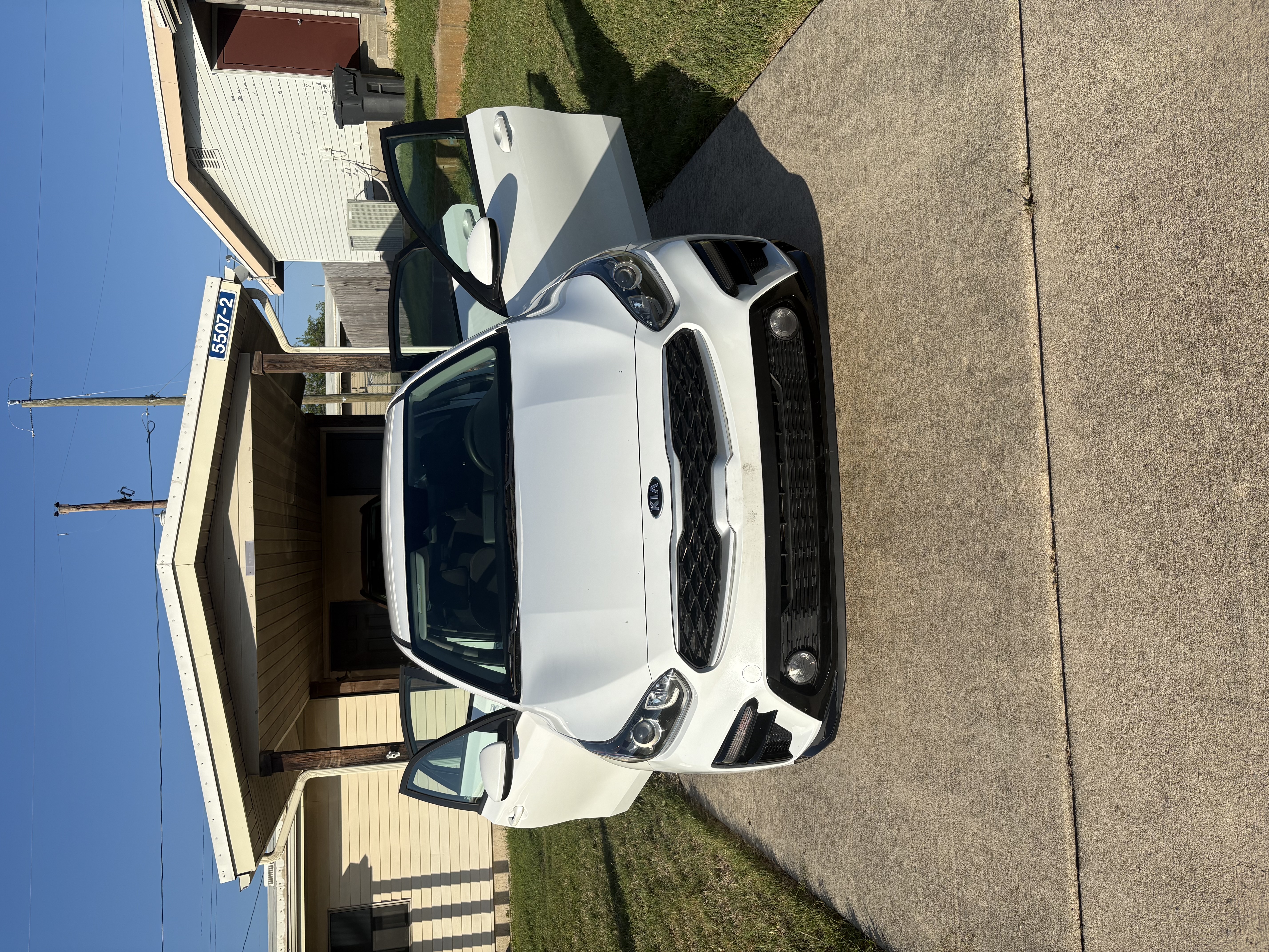 Used 2021 Kia Forte LXS FWD image 11