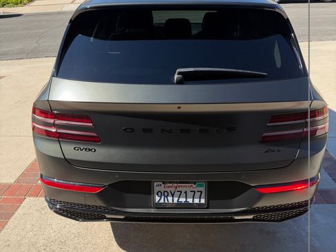 Used 2025 Genesis GV80 2.5T Standard AWD/4WD image 10