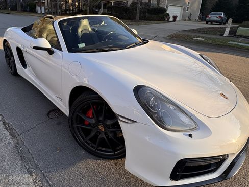 Used 2015 Porsche Boxster GTS image 19