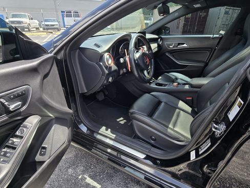 Used 2019 Mercedes-Benz CLA 250 image 18