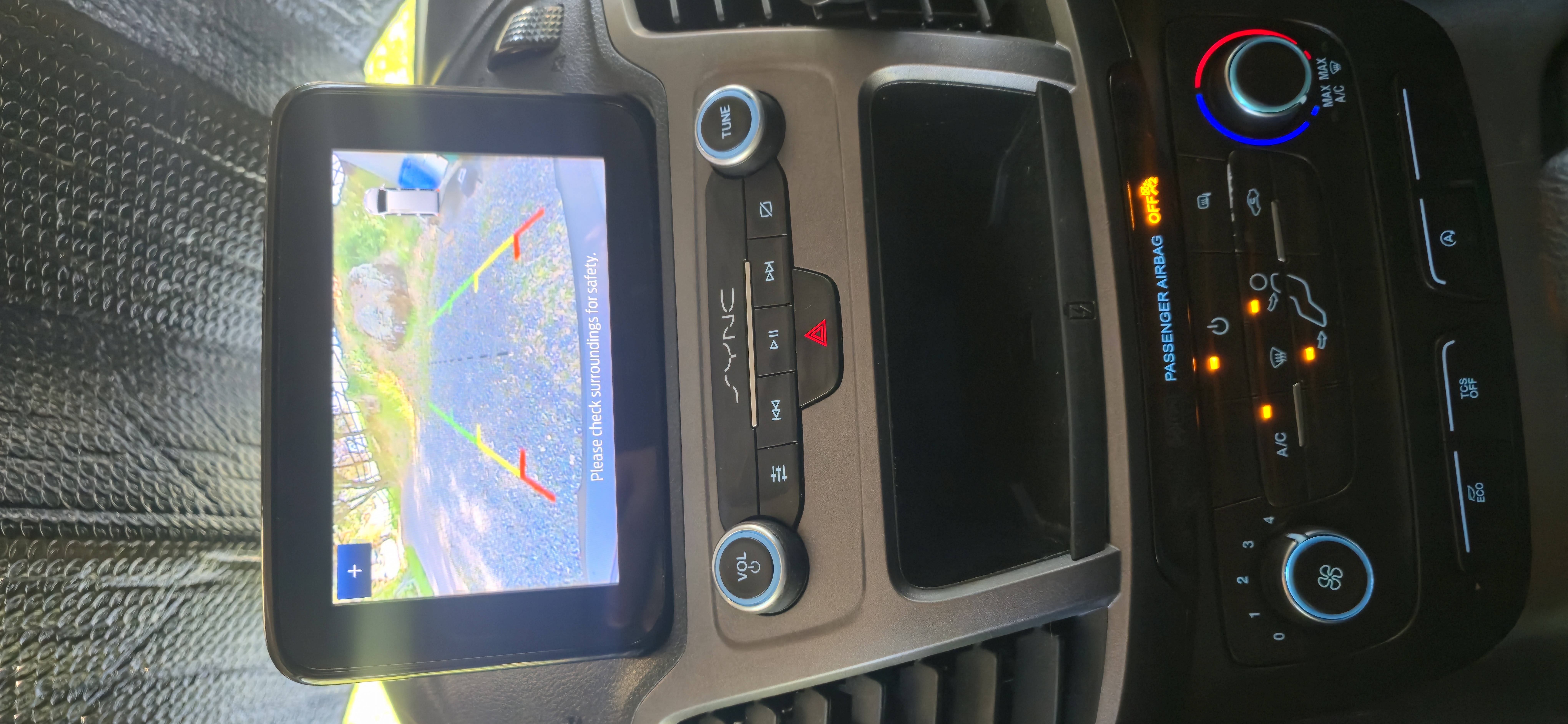 Used 2021 Ford Transit Connect XLT FWD image 11