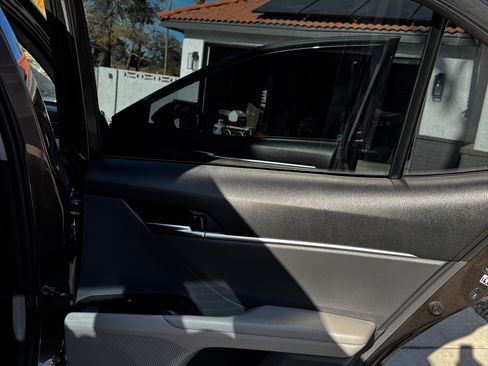 Used 2019 Toyota Camry LE image 15