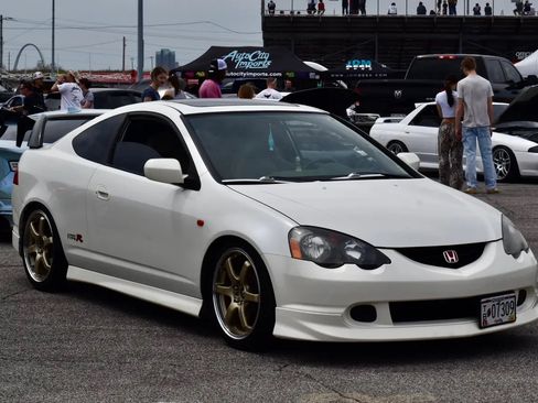 Used 2004 Acura RSX Type-S FWD image 2