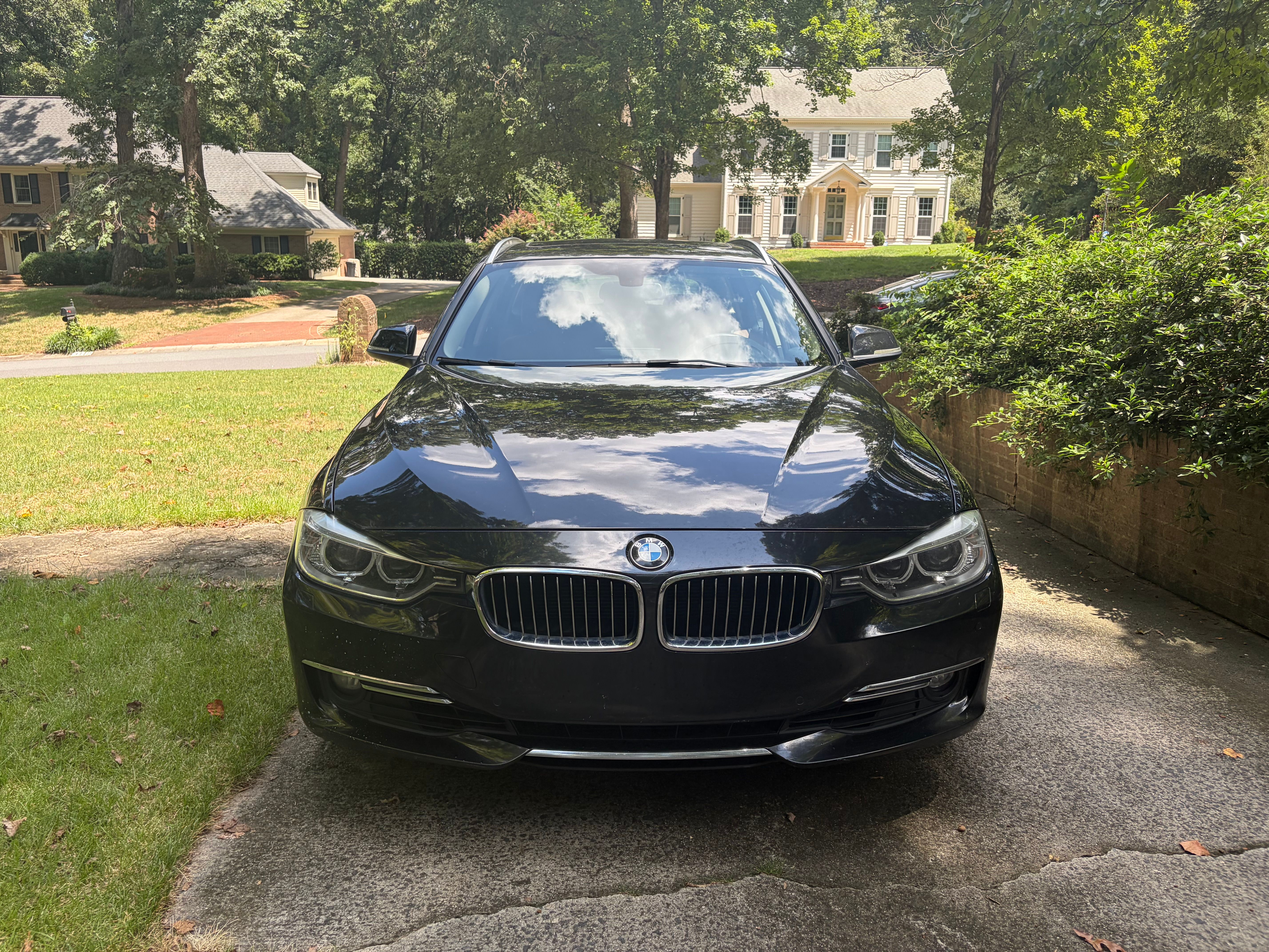 Used 2014 BMW 328i xDrive Wagon AWD/4WD image 5