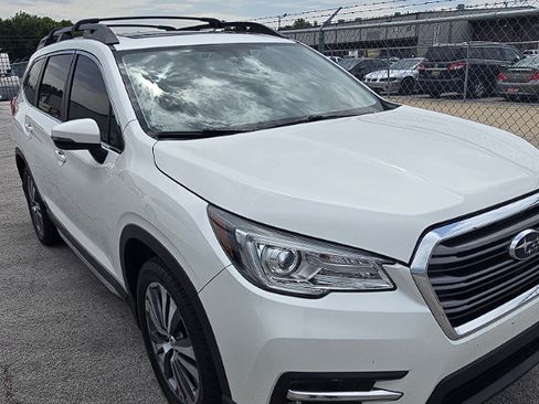 Used 2020 Subaru Ascent Limited w/ Technology Package AWD/4WD image 2