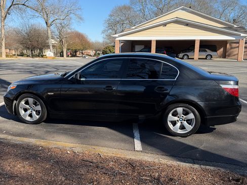 Used 2007 BMW 530i Sedan image 4