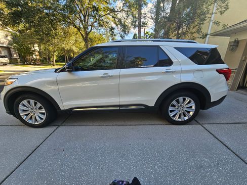 Used 2020 Ford Explorer Limited w/ Class III Trailer Tow Package RWD image 1