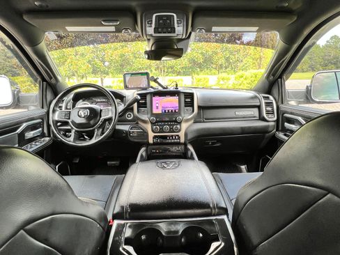 Used 2019 RAM 3500 Laramie image 14