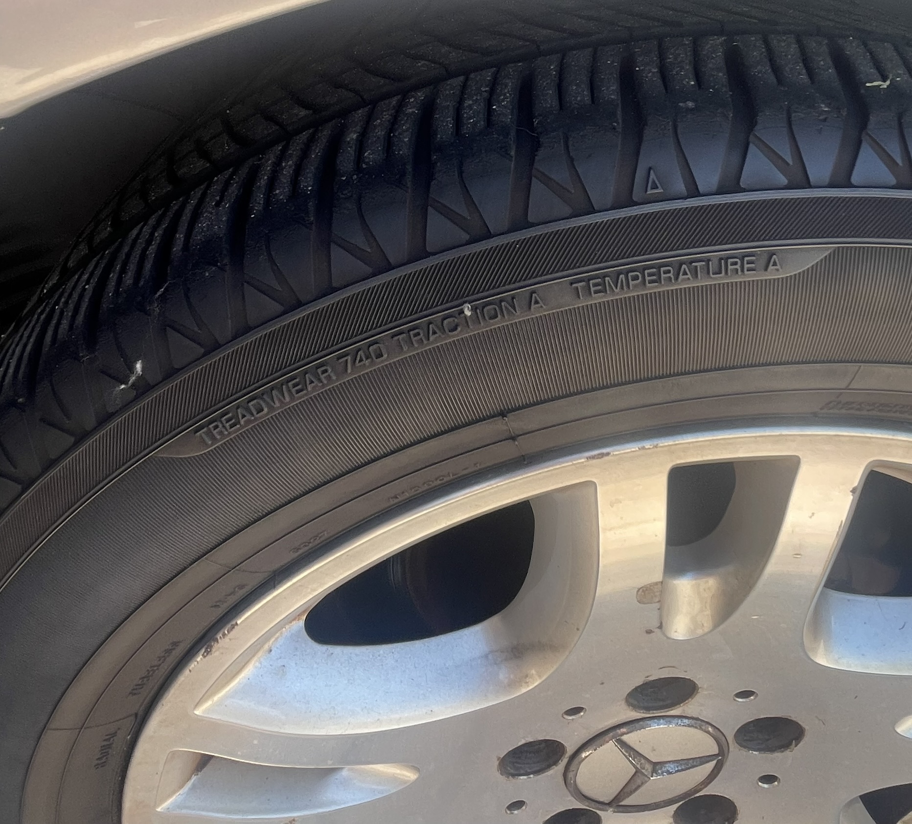 Used 2003 Mercedes-Benz E 320 Sedan image 14