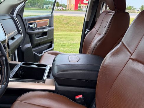 Used 2014 RAM 1500 Laramie Longhorn w/ Convenience Group AWD/4WD image 27