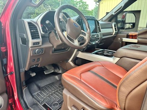 Used 2022 Ford F350 King Ranch AWD/4WD image 11
