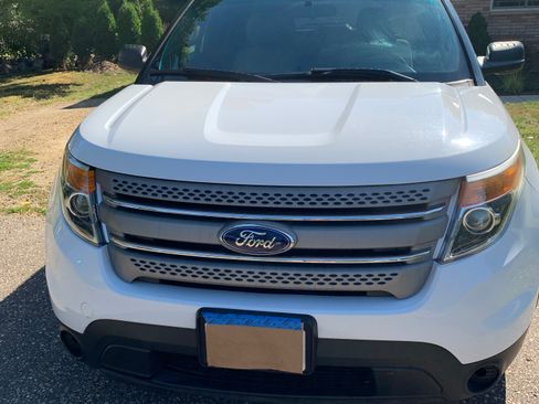 Used 2015 Ford Explorer 4WD image 1