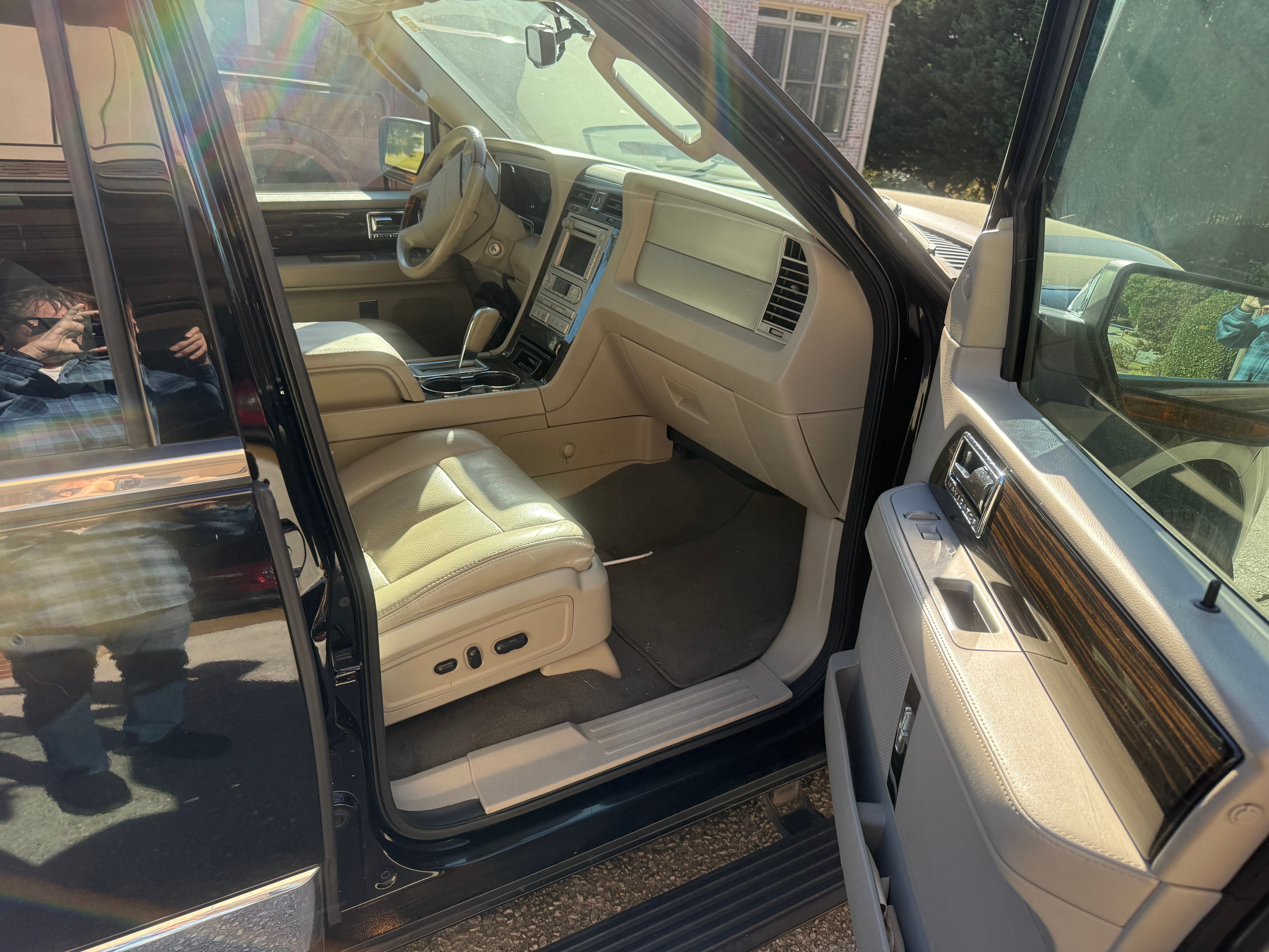 Used 2008 Lincoln Navigator 2WD image 8