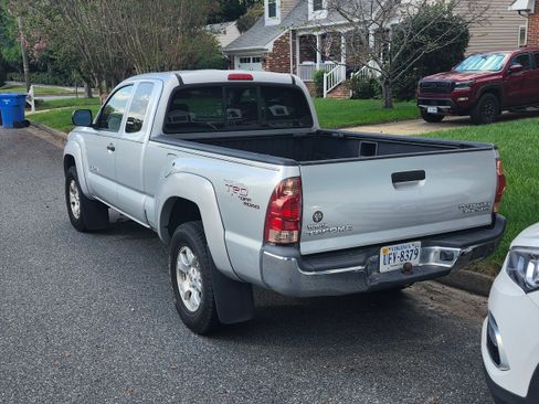 Used 2008 Toyota Tacoma PreRunner image 14