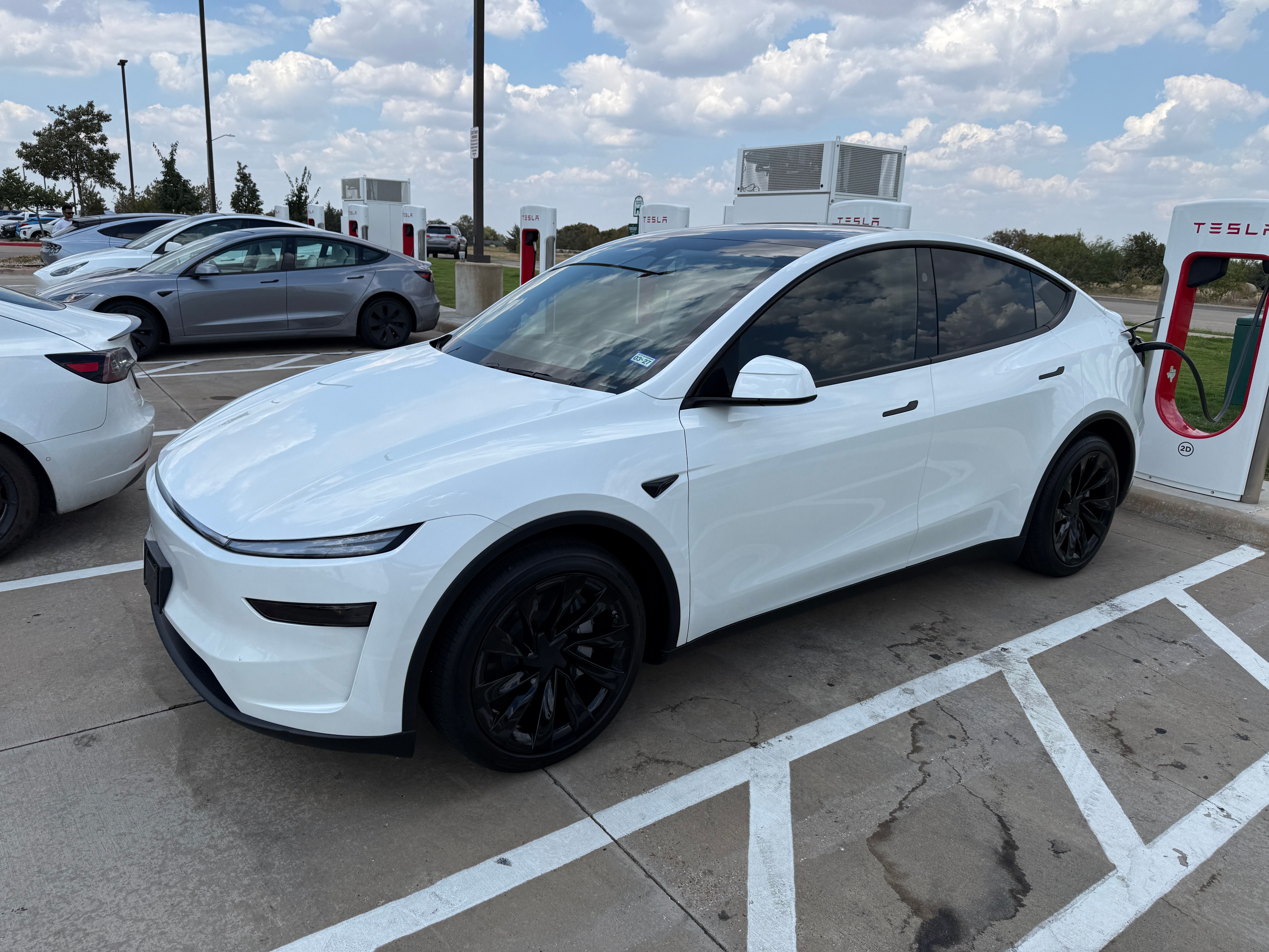 Used 2026 Tesla Model Y Long Range AWD/4WD image 12