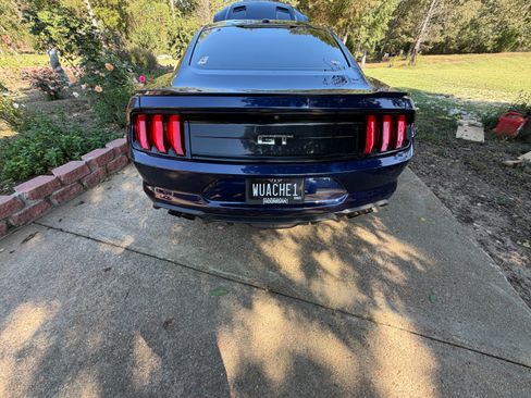 Used 2018 Ford Mustang GT Premium image 10