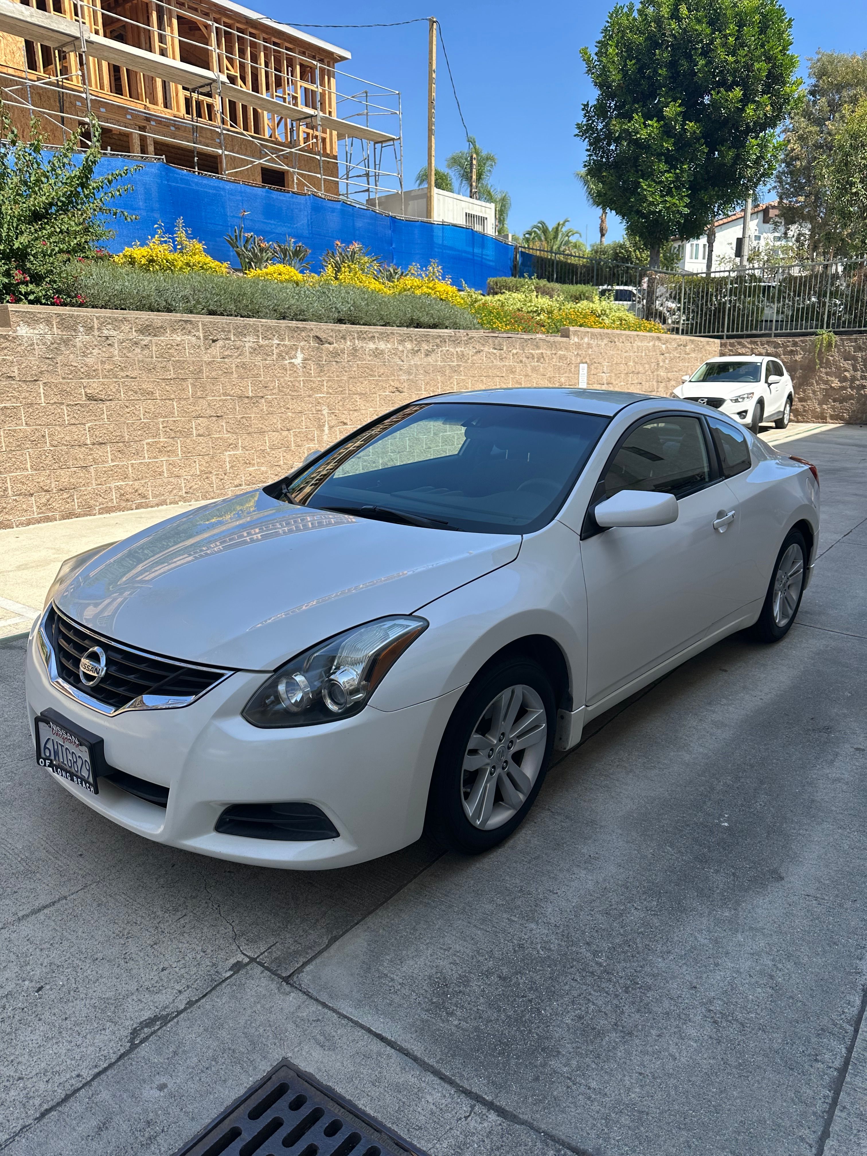 Used 2012 Nissan Altima 2.5 S w/ Convenience Pkg FWD image 2
