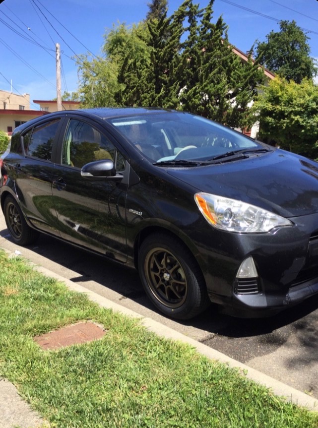 Used 2012 Toyota Prius C Three FWD image 5