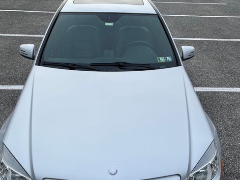 Used 2010 Mercedes-Benz C 300 Sedan image 6