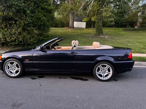 Used 2001 BMW 325Ci Convertible RWD image 11