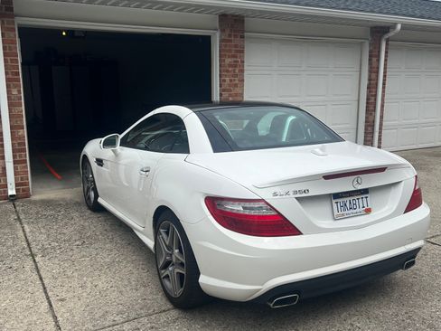 Used 2016 Mercedes-Benz SLK 350 image 9