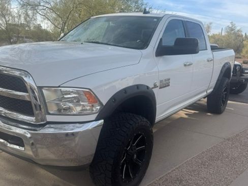 Used 2017 RAM 2500 SLT AWD/4WD image 5