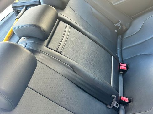 Used 2010 Volkswagen Passat Komfort image 9