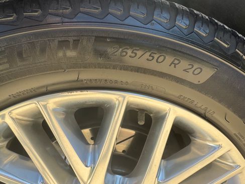 Used 2018 Jeep Grand Cherokee Summit AWD/4WD image 12