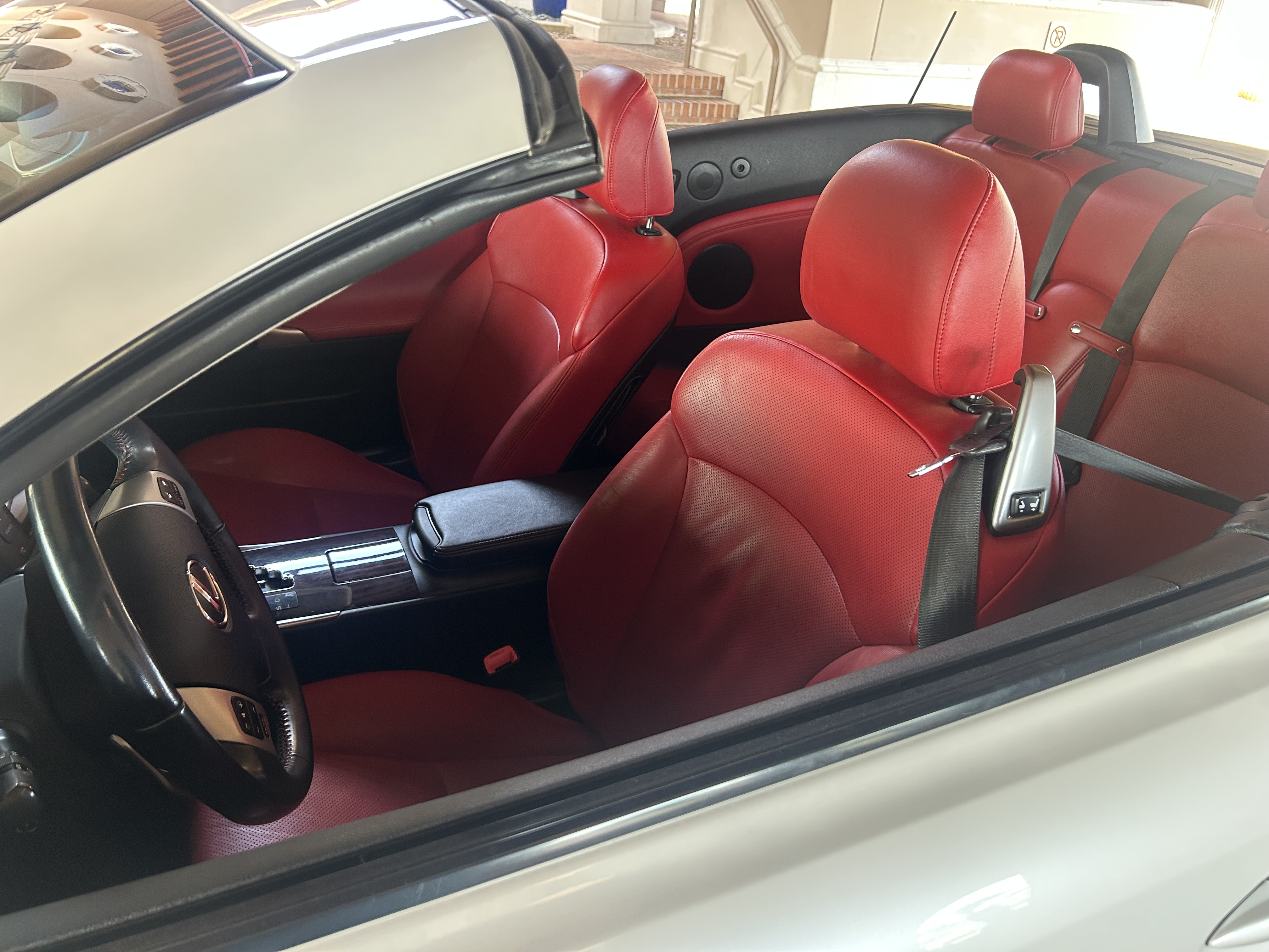 Used 2015 Lexus IS 350C w/ Luxury Package RWD image 5