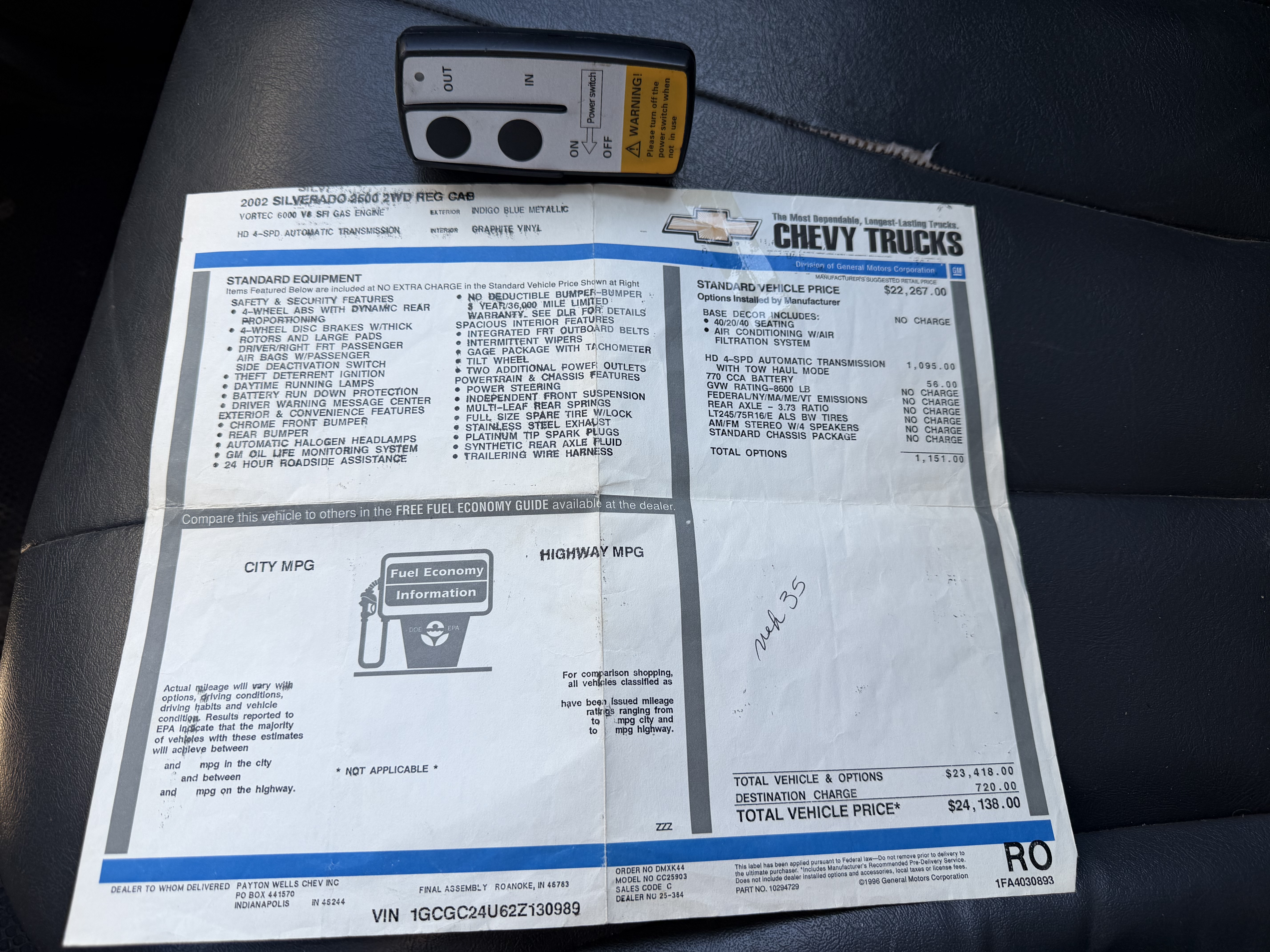 Used 2002 Chevrolet Silverado 2500 2WD Regular Cab image 11