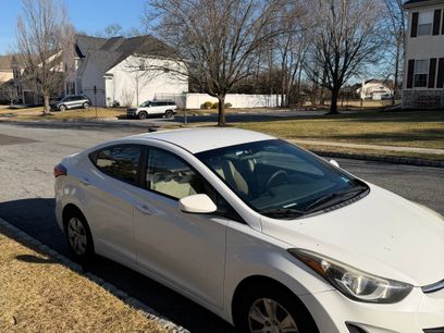 Used 2016 Hyundai Elantra SE