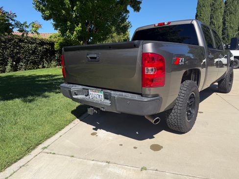 Used 2013 Chevrolet Silverado 1500 LT w/ All-Star Edition AWD/4WD image 13