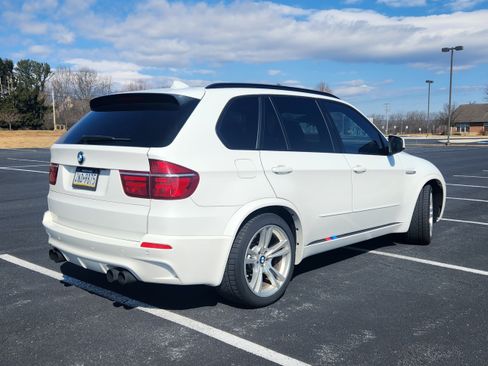 Used 2012 BMW X5 M image 8