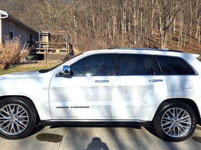 Used 2017 Jeep Grand Cherokee Summit