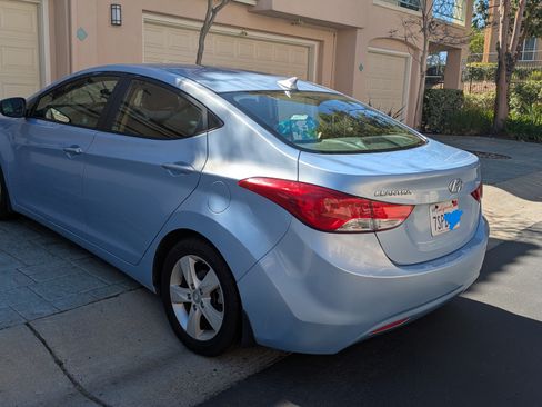 Used 2013 Hyundai Elantra GLS w/ Preferred Pkg image 13