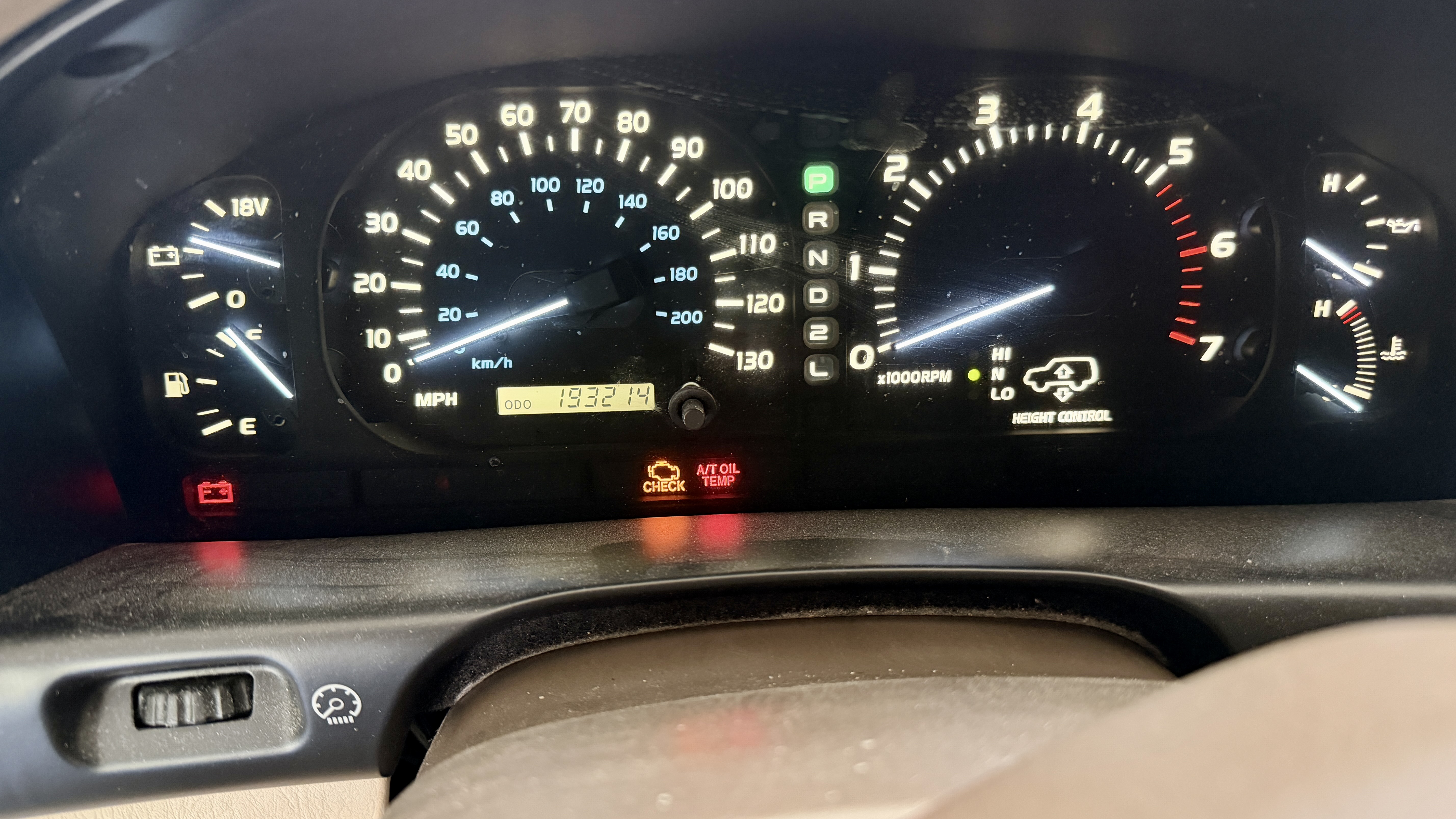 Used 2000 Lexus LX 470 4WD image 9