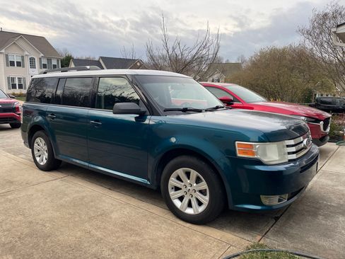 Used 2011 Ford Flex SE w/ Trailer Tow Pkg Class III image 6