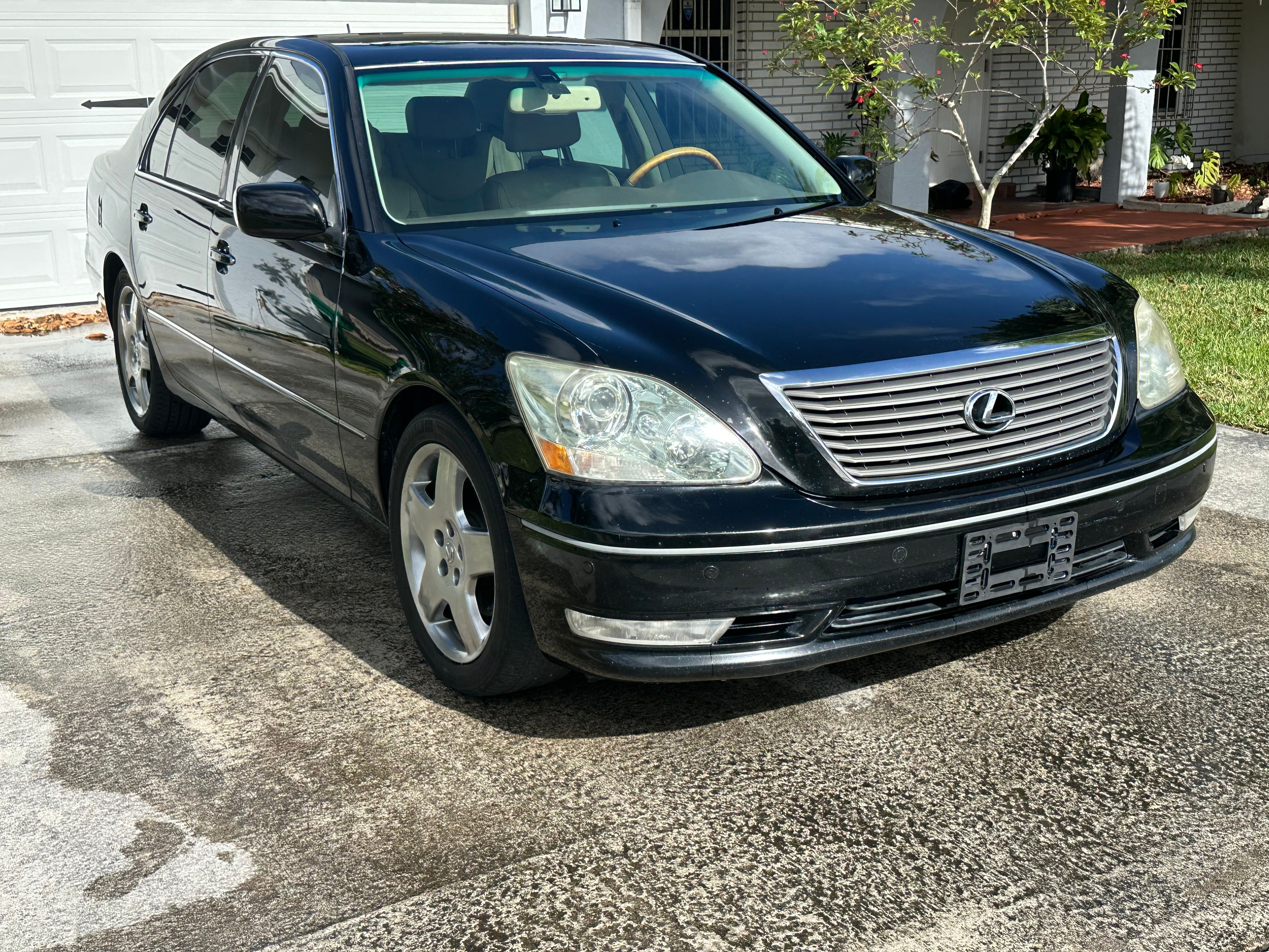 Used 2006 Lexus LS 430 w/ Modern Luxury Pkg RWD image 1