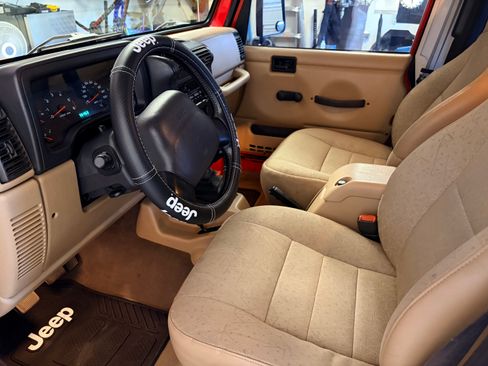 Used 2002 Jeep Wrangler Sport AWD/4WD image 6