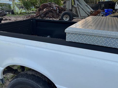 Used 2006 Ford Ranger XLT image 2