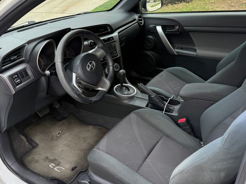 Used 2013 Scion tC image 5