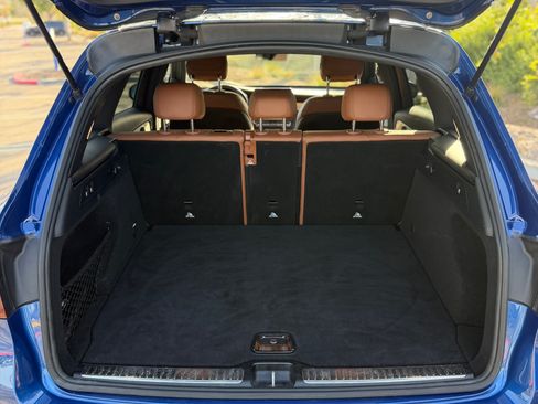 Used 2022 Mercedes-Benz GLC 43 AMG GLC 43 4MATIC Sport Utility 4D image 11