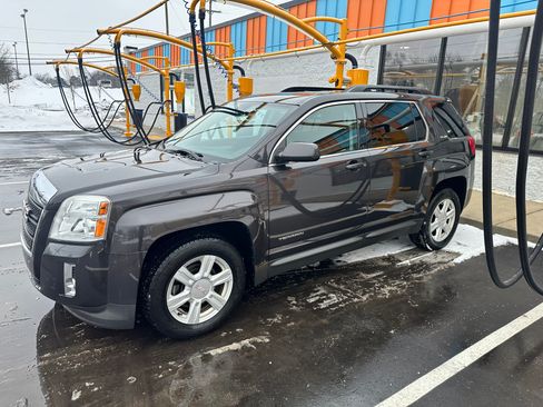 Used 2015 GMC Terrain SLE w/ Convenience Package image 1