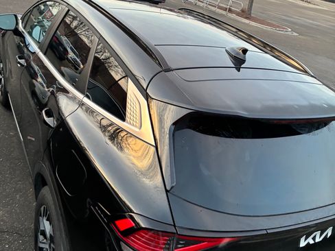 Used 2025 Kia Sportage EX w/ EX Premium Package image 9