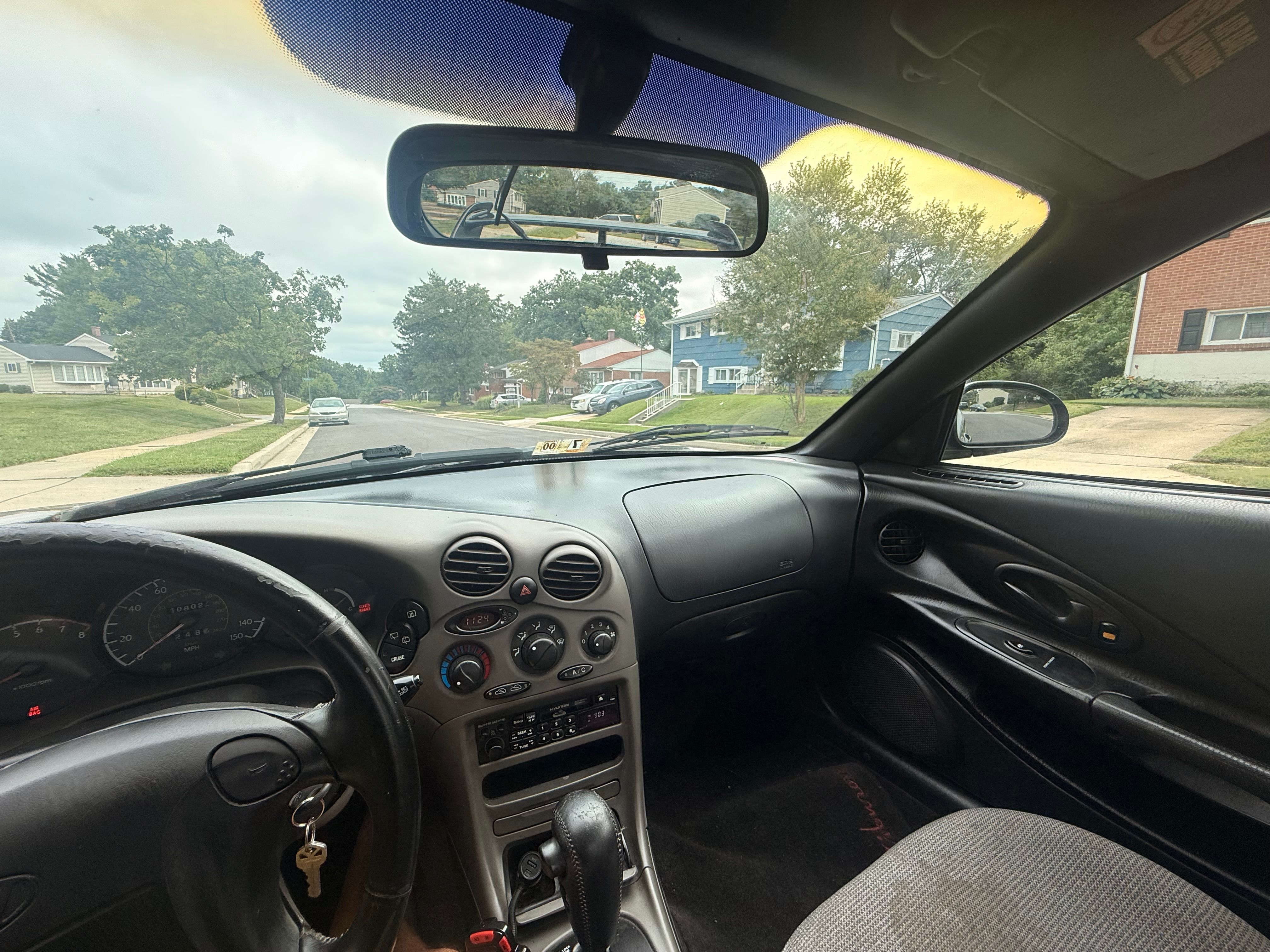 Used 1999 Hyundai Tiburon FX FWD image 2