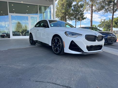 Used 2023 BMW M240i Coupe RWD image 8