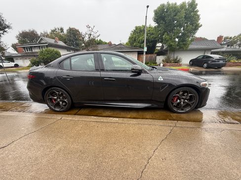 Used 2022 Alfa Romeo Giulia Quadrifoglio w/ Active Assist Plus Package RWD image 4