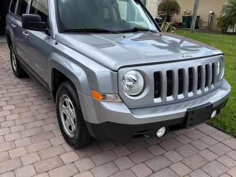 Used 2017 Jeep Patriot Sport w/ Power Value Group FWD image 1